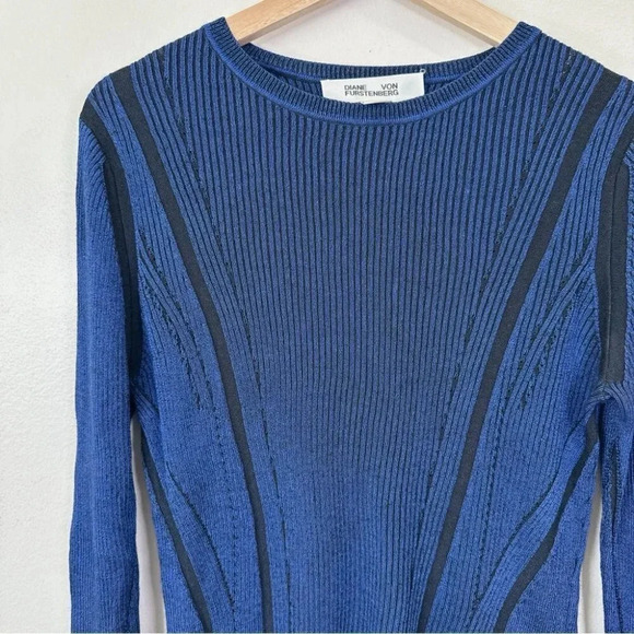 Diane Von Furstenberg Navy and Black Crew Neck Sweater - Picture 10 of 16